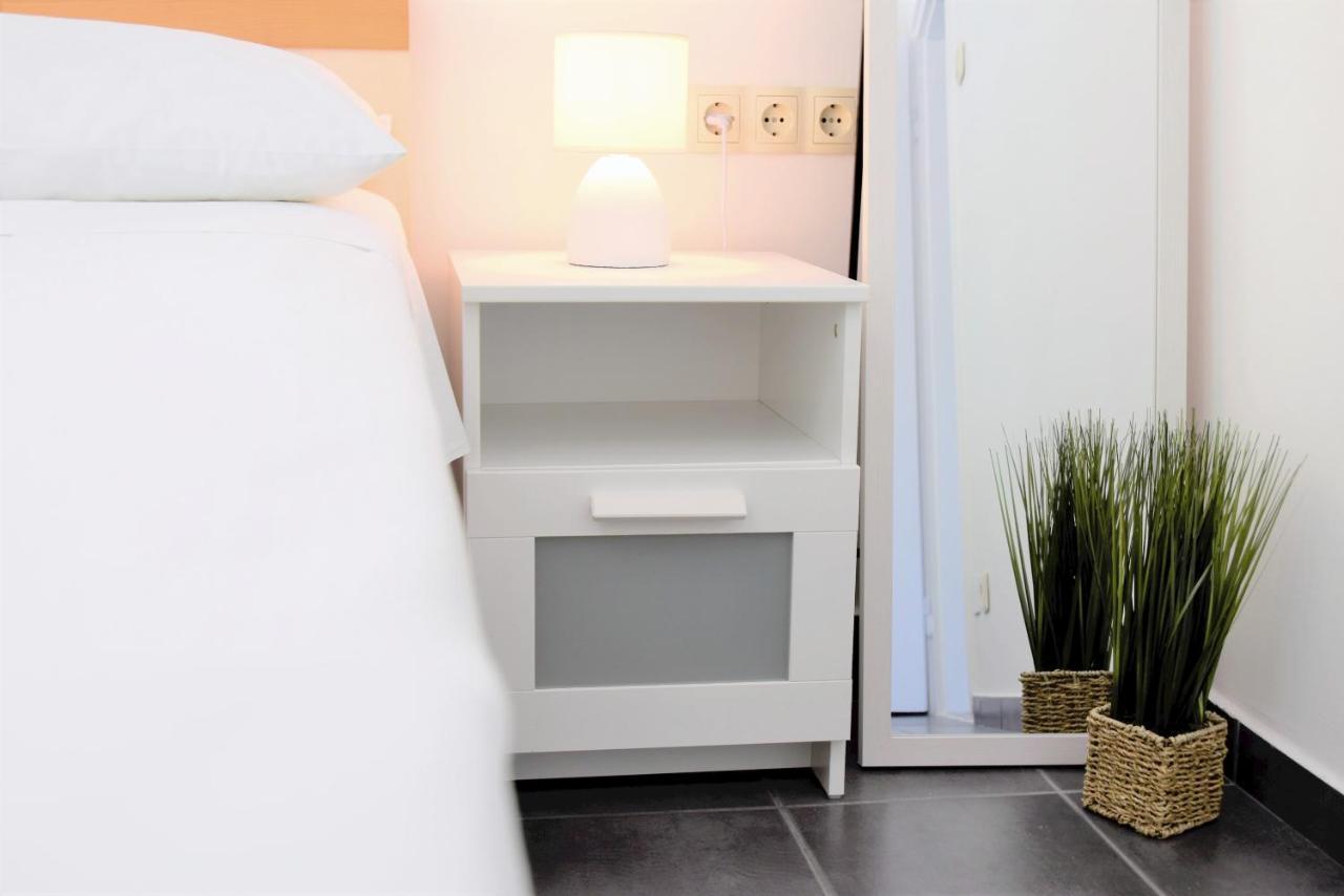Rab City Apartment Greeny Rab Town Bagian luar foto